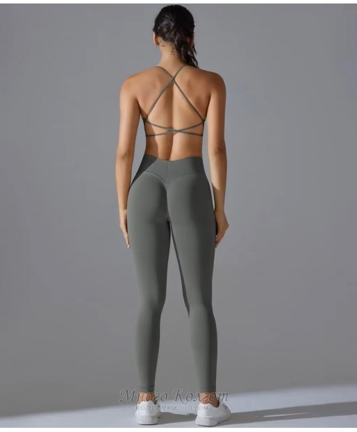 Спортивний жіночий комплект Top + leggings Push Up model 83